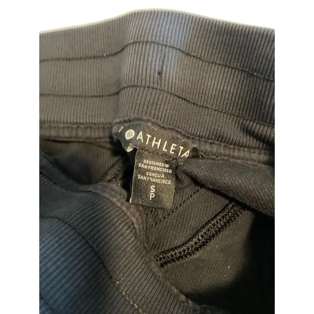 ATHLETA Farallon Weekender Pant Size SMALL Black Adjustable Cuff